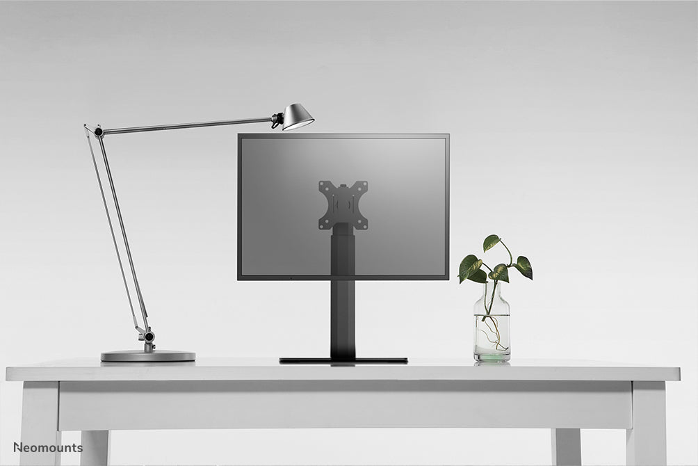Neomounts FPMA-D865 zwart is een bureausteun voor flat screens t/m 32 inch (81 cm).