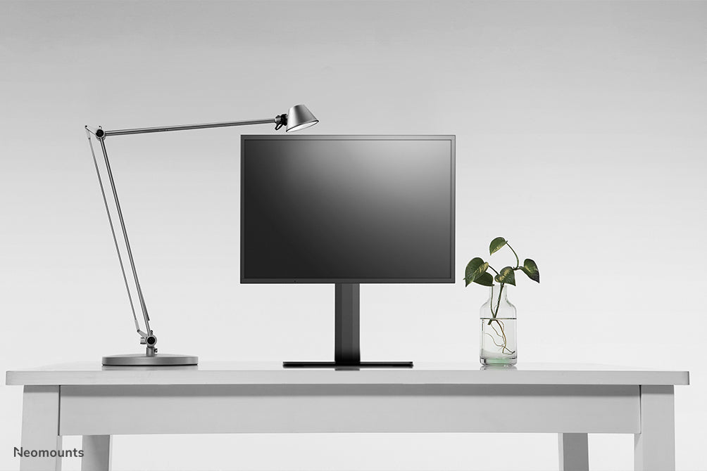 Neomounts FPMA-D865 zwart is een bureausteun voor flat screens t/m 32 inch (81 cm).