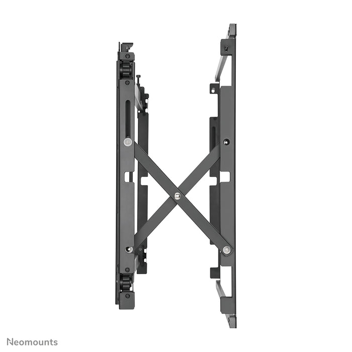 Neomounts LED-VW1750 zwart is een vlakke video wall wandsteun voor schermen t/m 55 inch (140 cm).