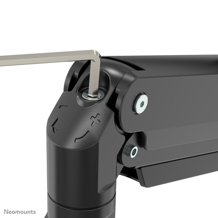 Neomounts NM-D775DX3 zwart is een gasgeveerde bureausteun met crossbar en hendel voor flat screens t/m 27 inch (68,6 cm).