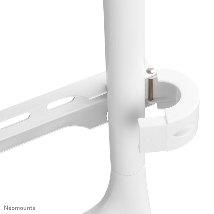 Neomounts NM-M1000 wit is een meubel voor flat screens t/m 70 inch (178 cm).