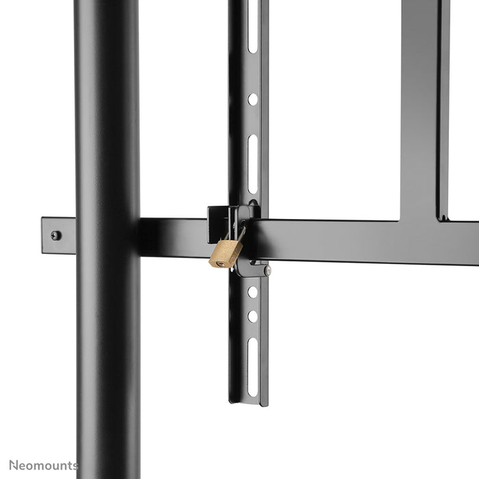 Neomounts NS-M3600black is een verrijdbaar meubel voor flat screens t/m 80 inch (203 cm).