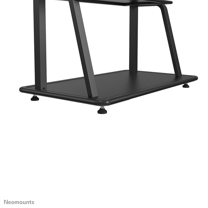 Neomounts NS-M4000 zwart is een verrijdbaar meubel voor flat screens t/m 105 inch (267 cm).