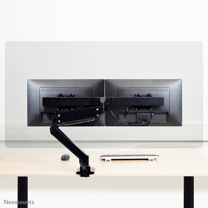 Neomounts NS-PLXPROTECT2 is een transparant scherm t.b.v. 2 flat screens en biedt afstandsbescherming op de werkvloer - Transparant acrylaat, 100% recyclebaar | PLXPROTECT van is geregistreerd als EU-Design patent |