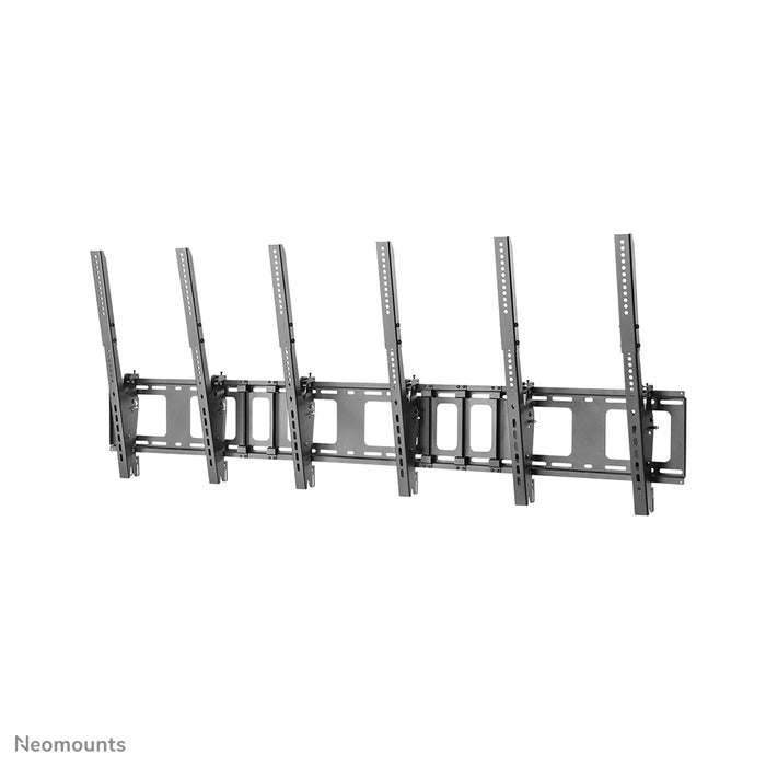 Neomounts NS-WMB300P zwart is een menu board wandsteun voor de verticale montage van schermen tot 52 inch (132 cm).