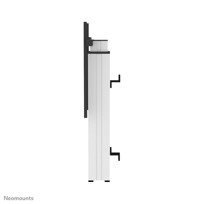 Neomounts PLASMA-W2250 zilver is een gemotoriseerde wandsteun voor schermen t/m 100 inch.